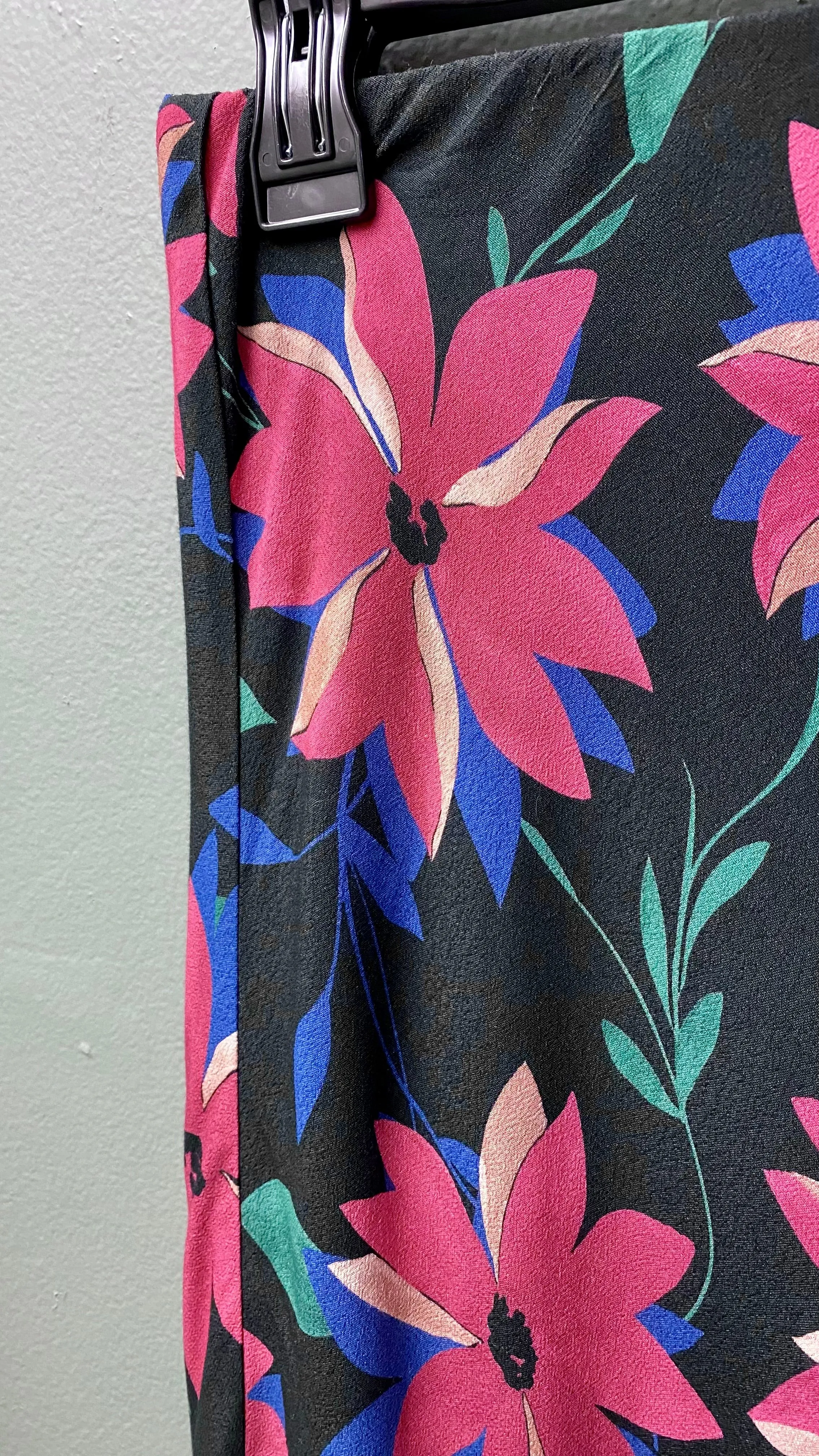* Karen Kane Bias Cut Midi Skirt - Floral