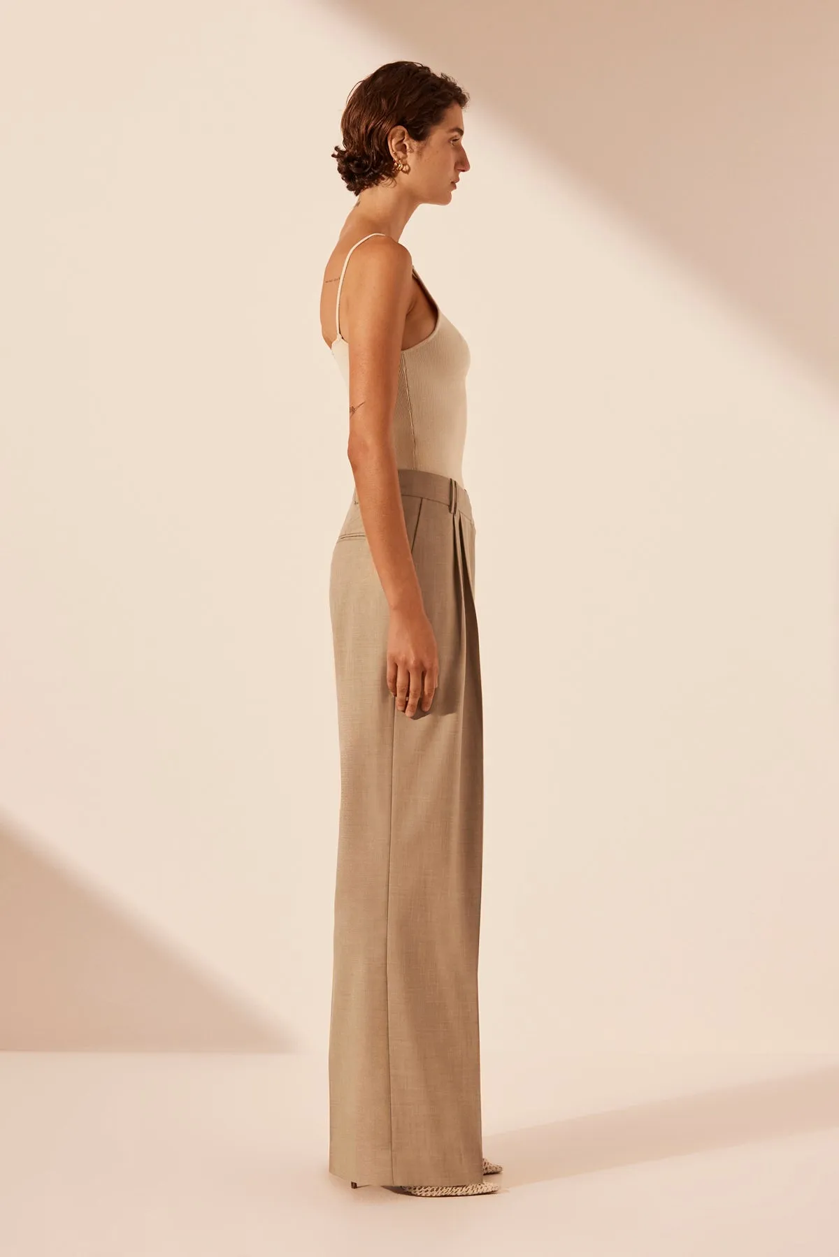ASHER ASYMMETRICAL PLEAT FRONT PANT - LATTE