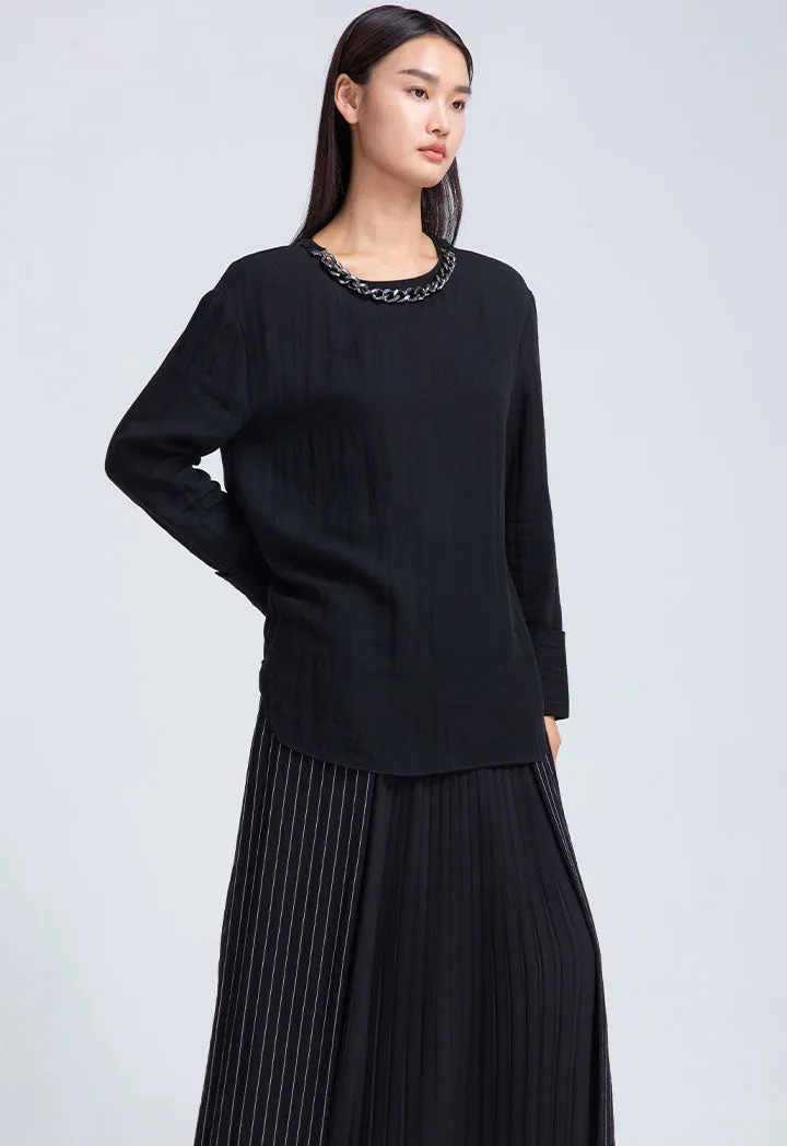 Chain Neck Solid Blouse