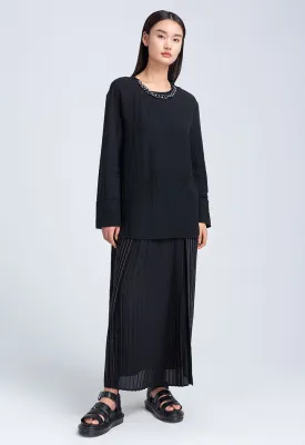 Chain Neck Solid Blouse