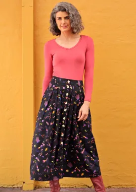 Astro-Optimized Cora Skirt: Stylish & Versatile Design for Every Occasion