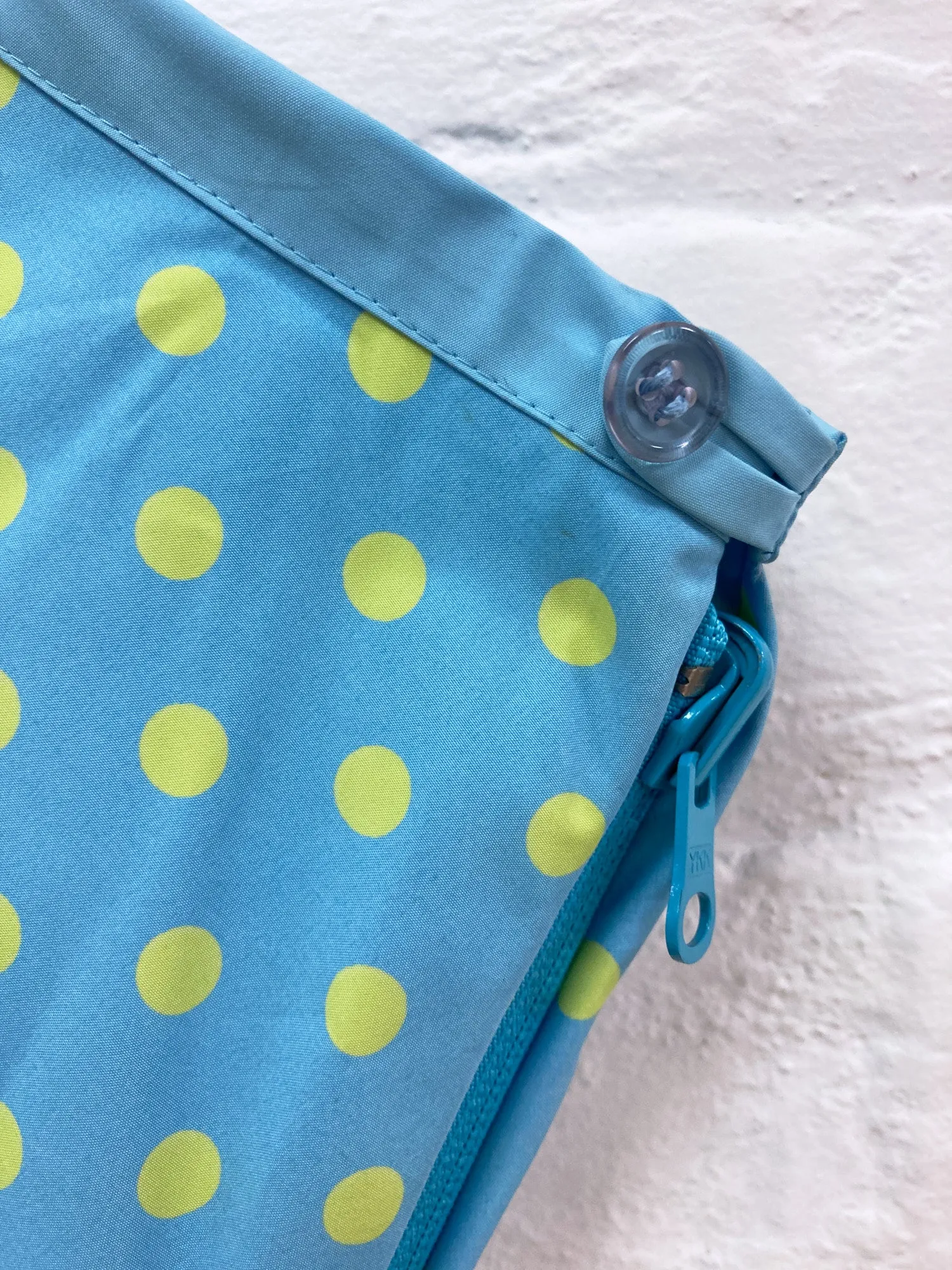 Junya Watanabe Comme des Garcons SS2000 blue poly spotted reversible skirt - M