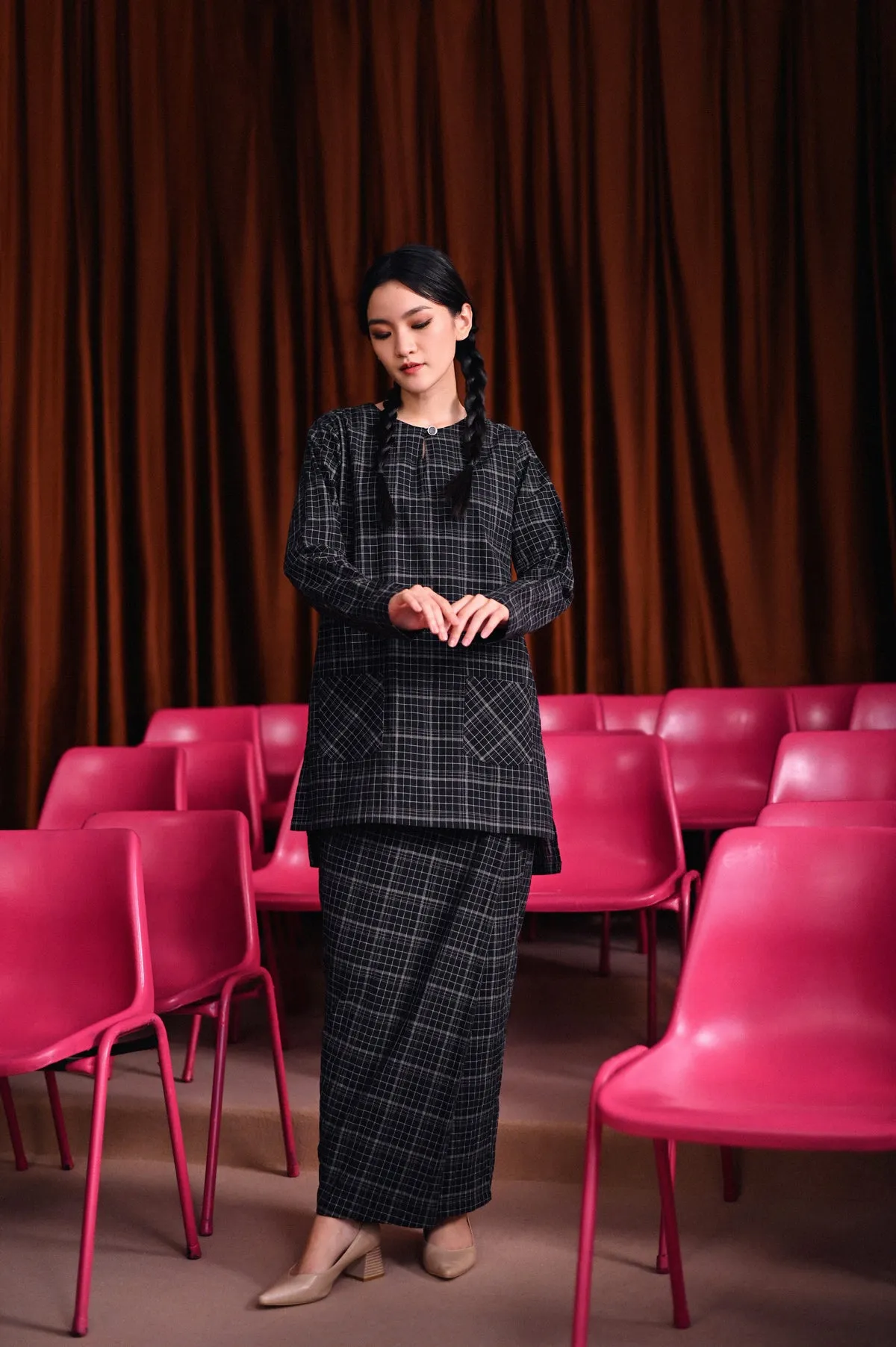 The Dulu Kita Women Folded Skirt - Kita Black Checked