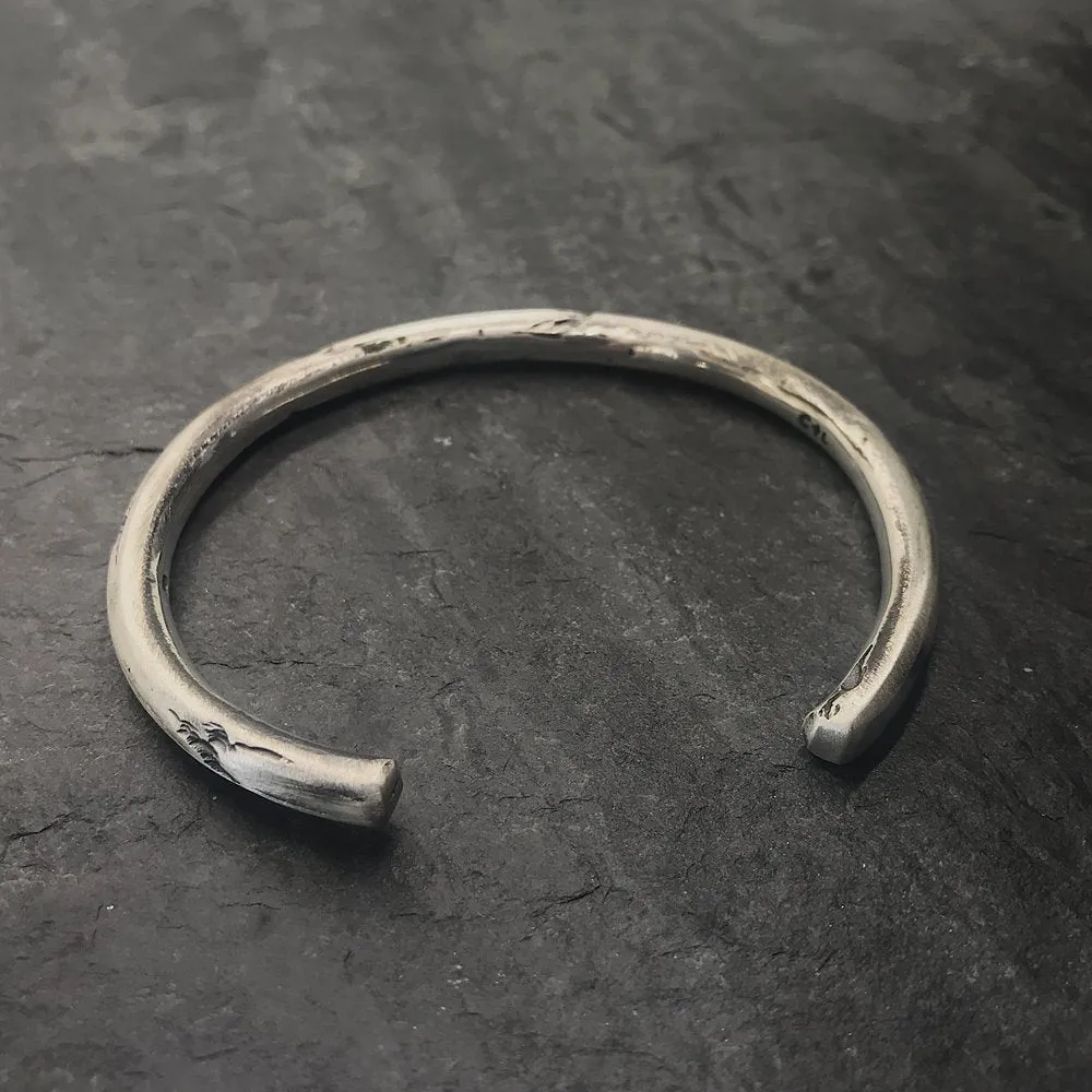 Toro Cuff in Oxidized Silver