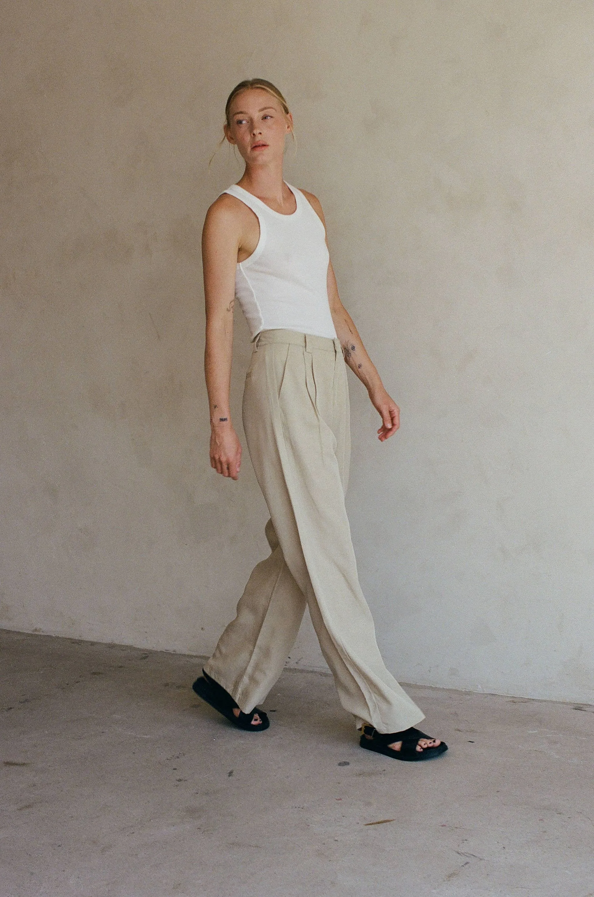 Woven Wide Leg Trousers - Taupe